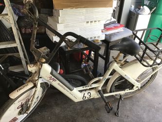 Velo plush electric bike