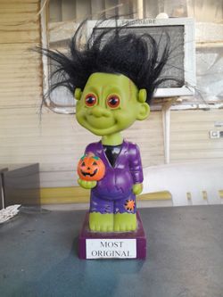 Frankenstein Troll Bobble-Head Figure. L@@K!