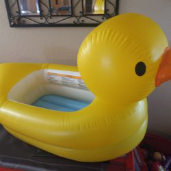 Munchkin Duck Bathtub