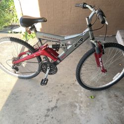 Jeep Comanche 19” Frame Full Suspension Mountain Bike 26" wheels, shimano gears With Bike Rack