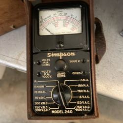 Old School Simpson Model 240 Voltmeter W Case