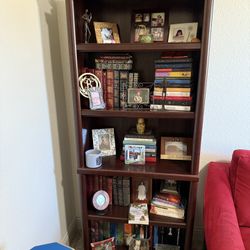 Bookshelf 