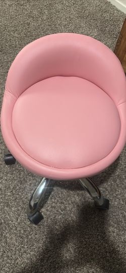 Chair pink