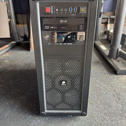 Corsair Computer Case w/parts