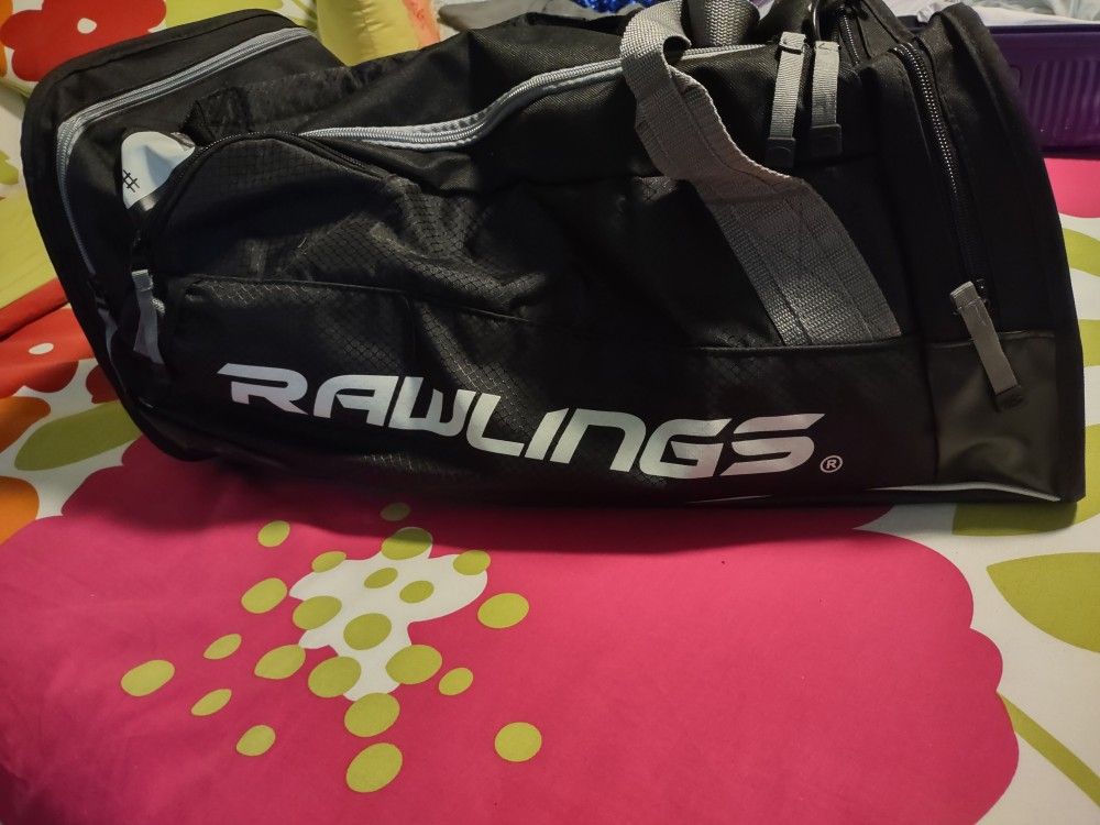 Rawlings Hybrid Players  duffle Bag $50