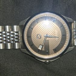 Very Nice Stainless Still Gucci Watch