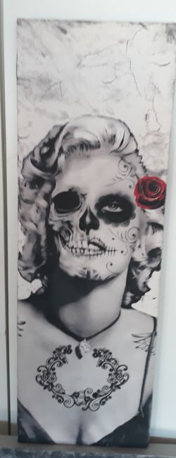 Marilyn Monroe cloth hand paint , 24" by 8"
