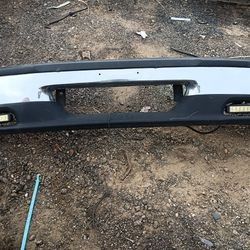 Front Bumper And All Brackets On It. 2001/9 Ford Ranger 