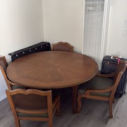 Round table for free