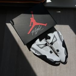 Jordan 4 White Cement 