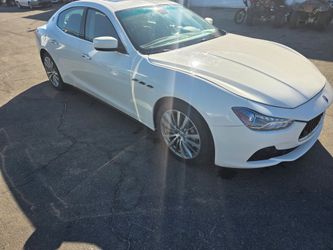 2016 Maserati Ghibli