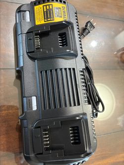 Dewalt DCB132 multi-voltage dual-port parallel charger