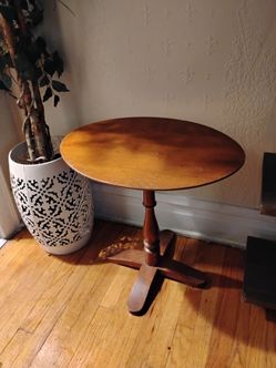 Side/end table