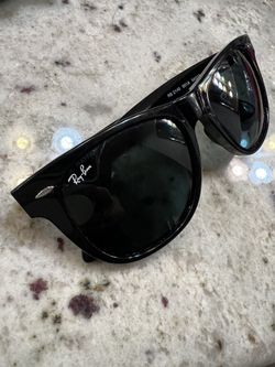 Rayban sunglasses -Black Wayfarer