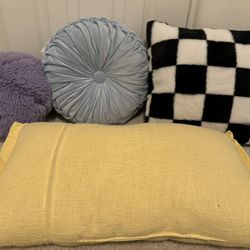 Throw Pillows