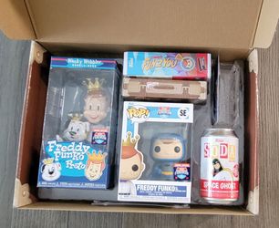 2023 FUNKO Fun On The Run Travel Edition Box - Freddy Funko As BATMAN - NEW - Pristine Condition