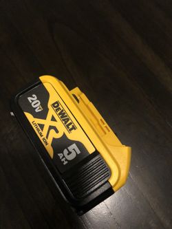 Dewalt  20v    5Ah