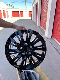 Scion XB Hubcaps