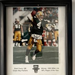 Green Bay Packers QB 1995 Singed Picture 