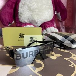 BURBERRY retro sunglasses
