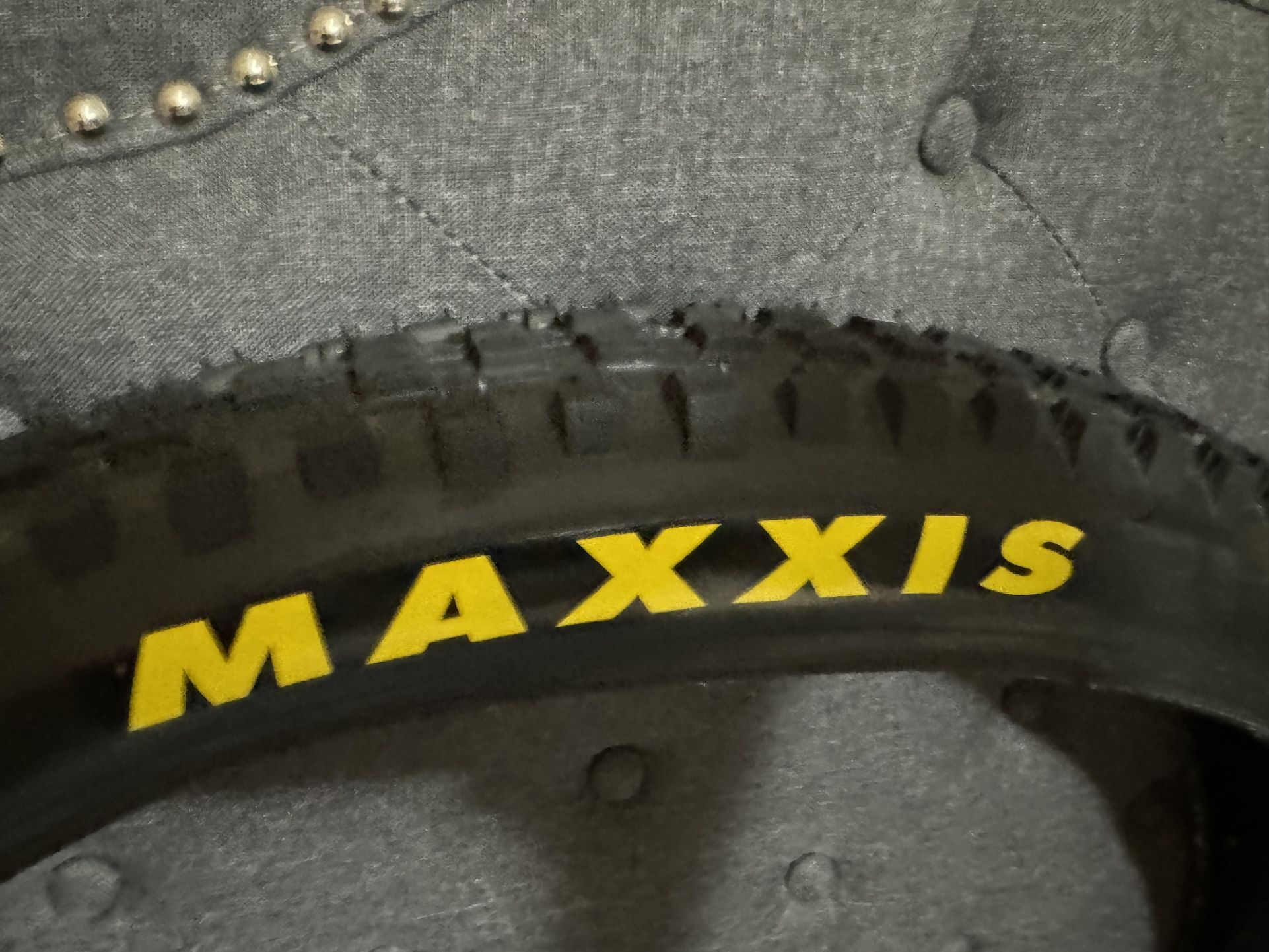 MAXXIS MINION DHF