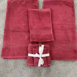 Pottery Barn towels and decorative pot