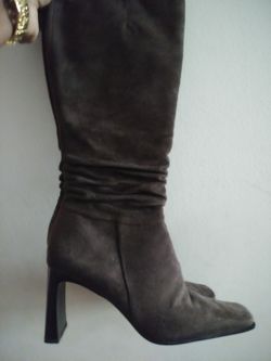 Ladies Nine West Boots size 7 1/2