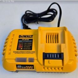 Dewalt 20 Volt Fast Charger 