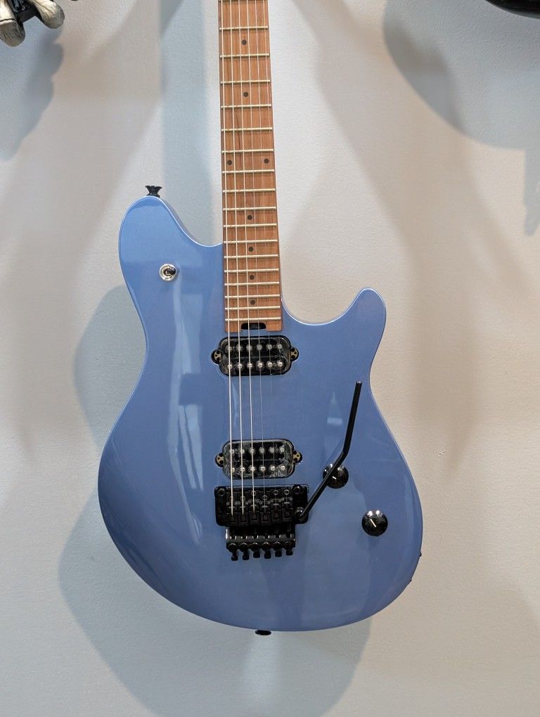 EVH Wolfgang Standard - LIKE NEW CONDITION