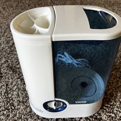 Vicks Humidifier 