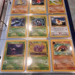 POKEMON Cards 