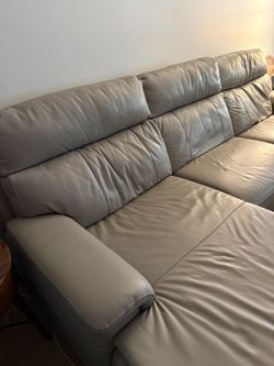 3 piece leather couch with recliner