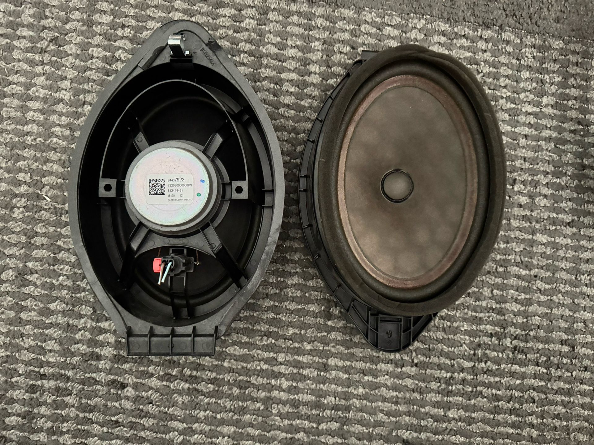 2018 Chevy Colorado Base Model Speakers Set