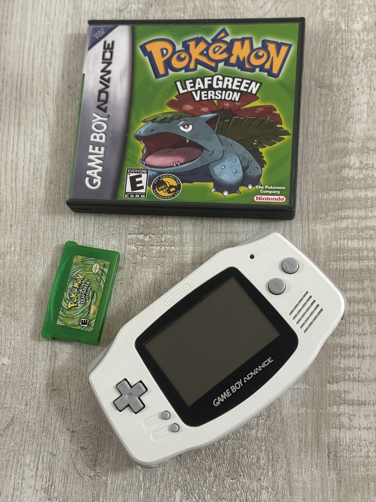 Pokemon Gameboy Green Nintendo Gameboy Advance W/ Pokemon Leaf Green