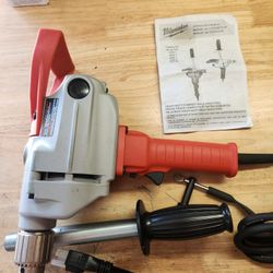 Milwaukee Heavy-Duty Compact HOLE-Shooters