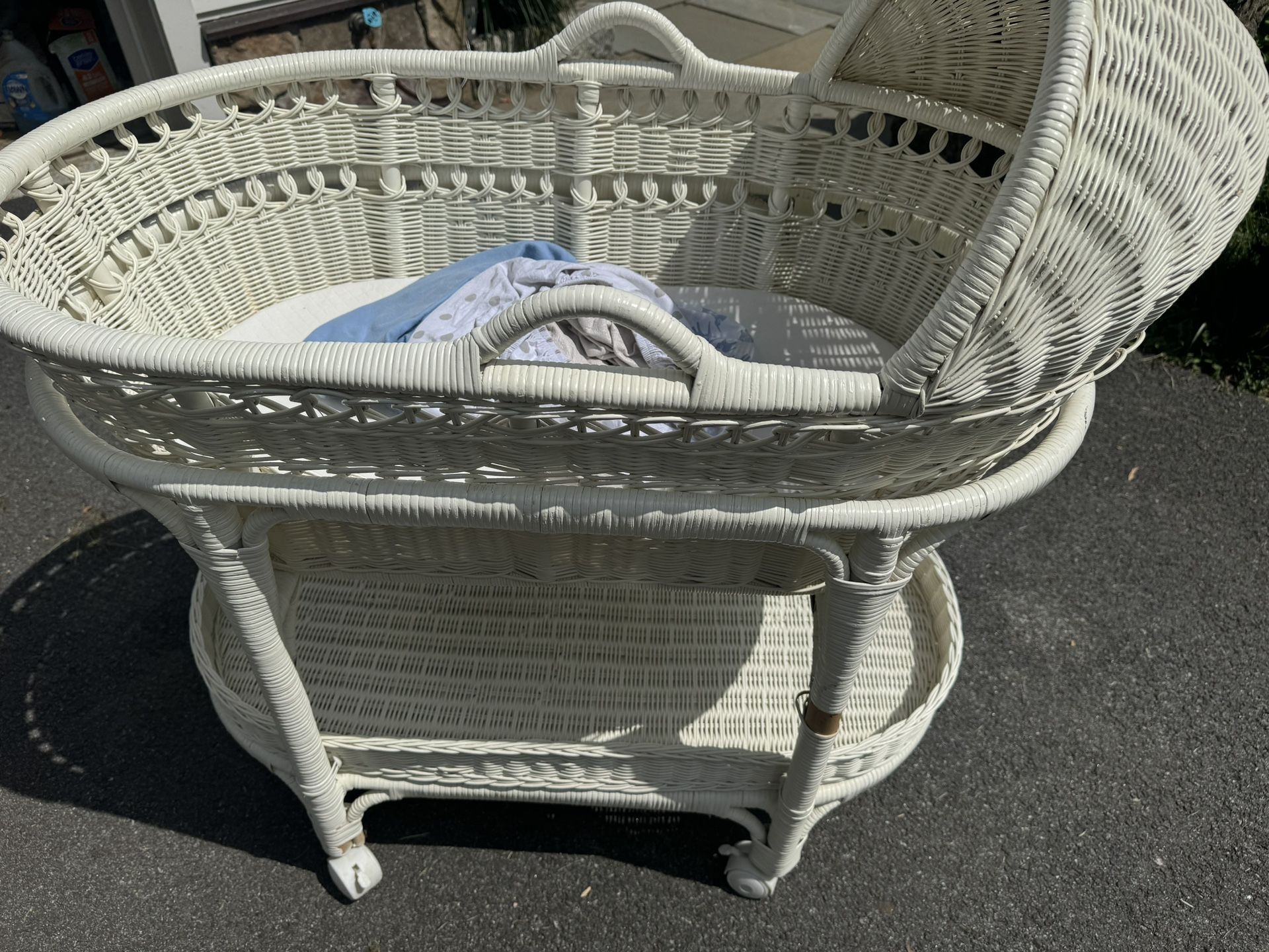 Pottery Barn Bassinet