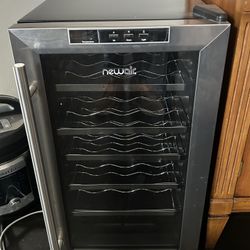 NewAir 15 Bottle Wine Fridge