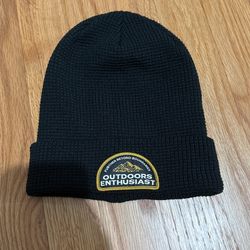 Cotton On Outdoors Enthusiast Beanie
