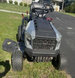 Lawn Tractor