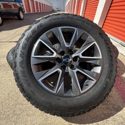 20s Chevy Gmc Z71 Wheels On All Terrain Tires Rims Rines Oem 6lug