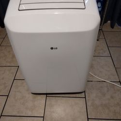 Gently Used A/C And A/C Dehumidifier 