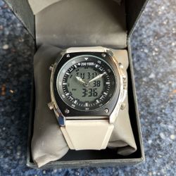 Sale. Zoo York Quartz Watch New