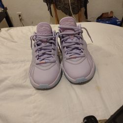 Women's Size 9 Nike