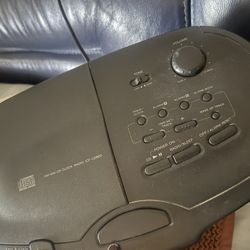 Radio Con CD Player Alarma