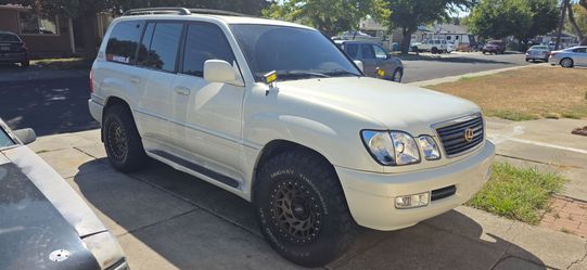 2001 Lexus LX 470