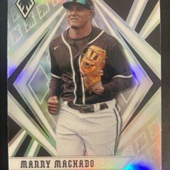 2021 Panini Chronicles - Phoenix #24 Manny Machado