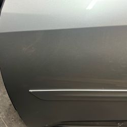 2016-2021 Honda Civic Drivers Side Front Door Assembly 