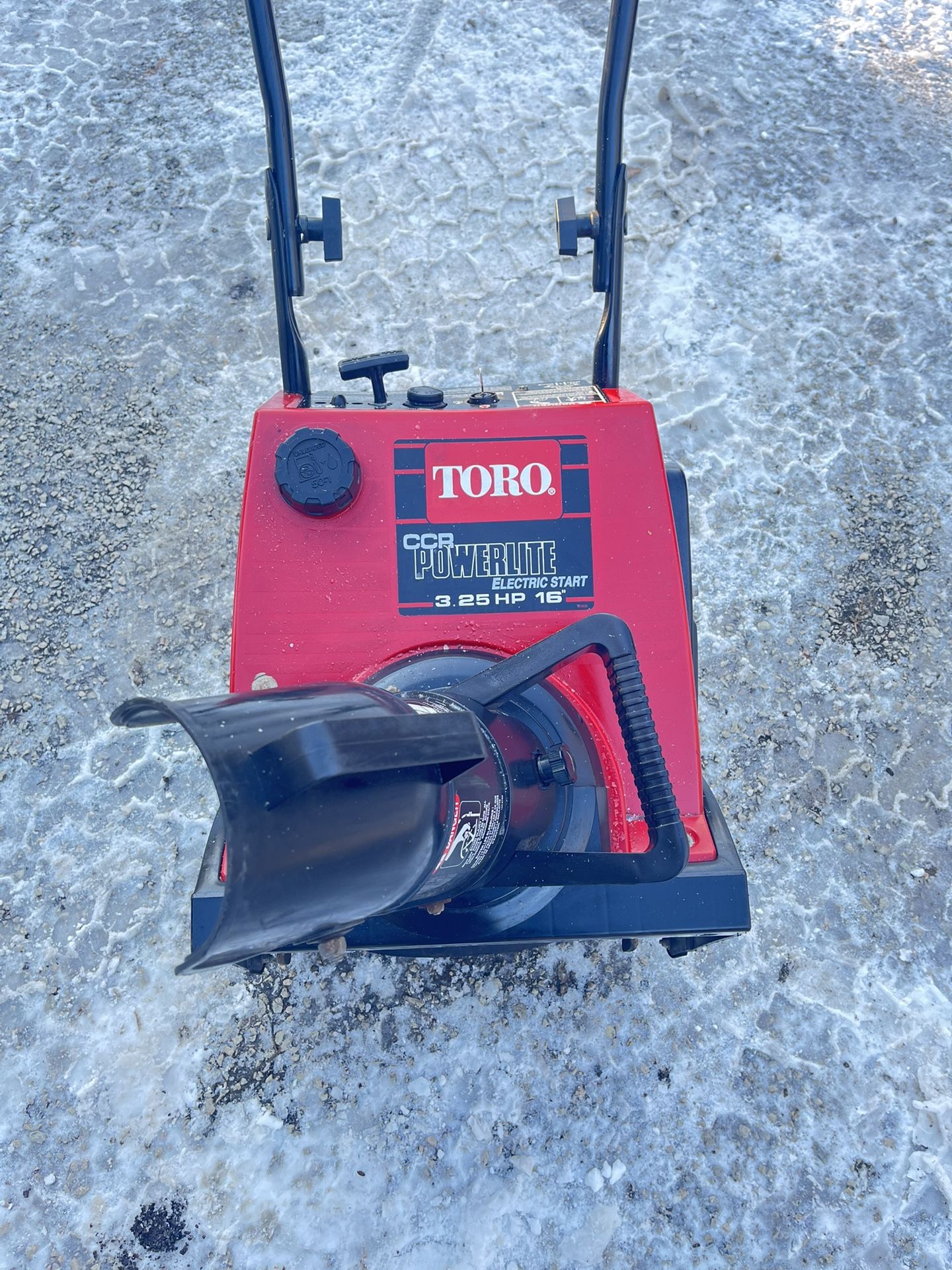 Toro Powerlite 16” 2-cycle Snowblower Pull Or Electric Start