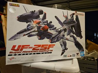 Bandai Tamashii Nations DX Chogokin VF-25F Super Messiah Valkyrie