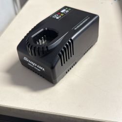 Snap On Lithium Charger 